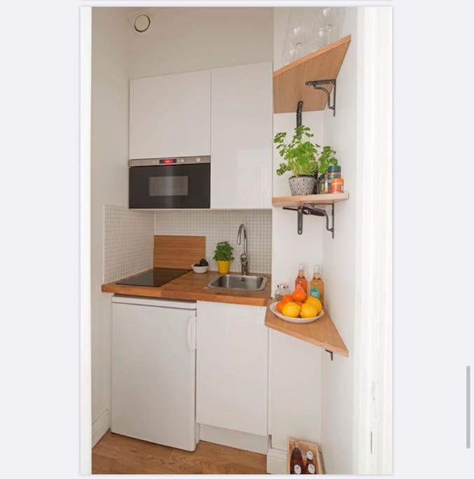 Apartment In Central Стокгольм Экстерьер фото